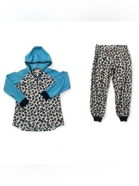 Faded Glory Y2K Pajama Set with Multicolor Leopard Print Women’s size M 8/10